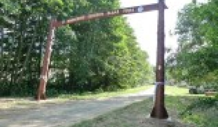 94. fotografia fotogalérie Vstupná brána do Oddychového centra Slaná voda - foto