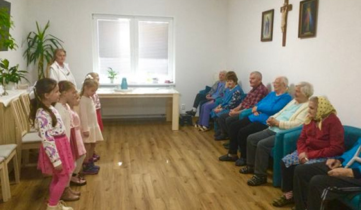 1. fotografia fotogalérie Mesiac október – mesiac úcty k starším - foto