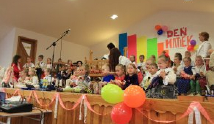 51. fotografia fotogalérie Deň matiek - foto