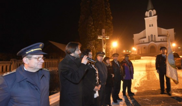 6. fotografia fotogalérie Hasiči dostali „novú Tatru“. - foto