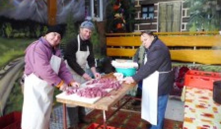 4. fotografia fotogalérie Fašiangová zabíjačka v našej obci Víťaz – Veľká fotogaléria - foto