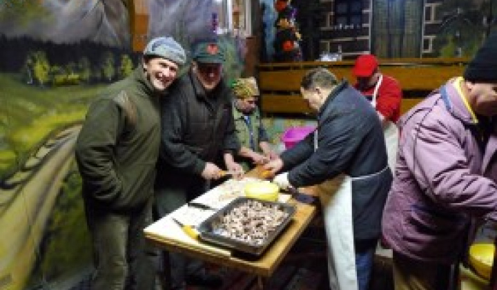 19. fotografia fotogalérie Fašiangová zabíjačka v našej obci Víťaz – Veľká fotogaléria - foto