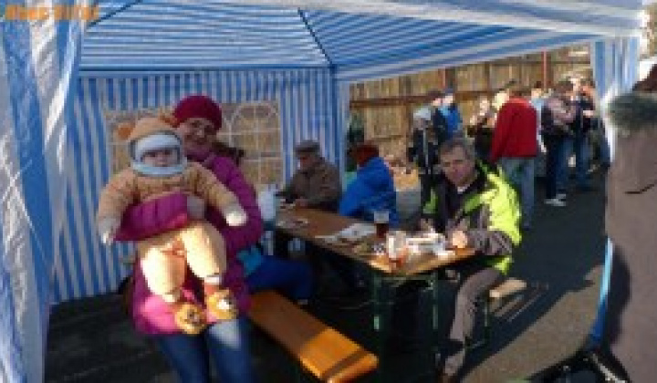 89. fotografia fotogalérie Fašiangová zabíjačka v našej obci Víťaz – Veľká fotogaléria - foto