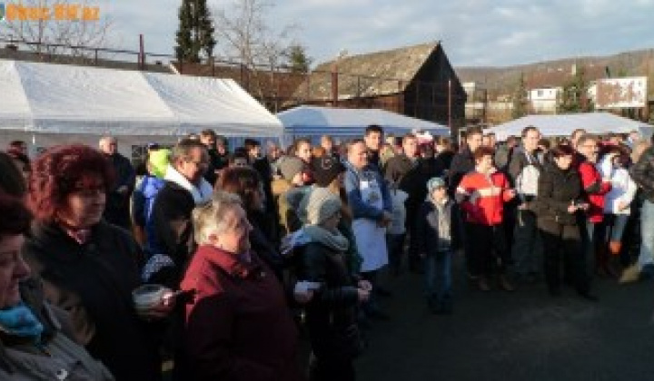 100. fotografia fotogalérie Fašiangová zabíjačka v našej obci Víťaz – Veľká fotogaléria - foto