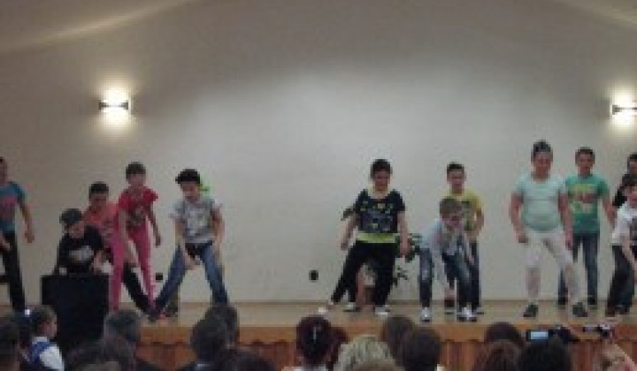 109. fotografia fotogalérie Deň matiek 2016 - foto