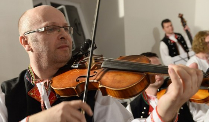 57. fotografia fotogalérie „Joj dzeci, šak buce cicho“ – fotogaléria - foto