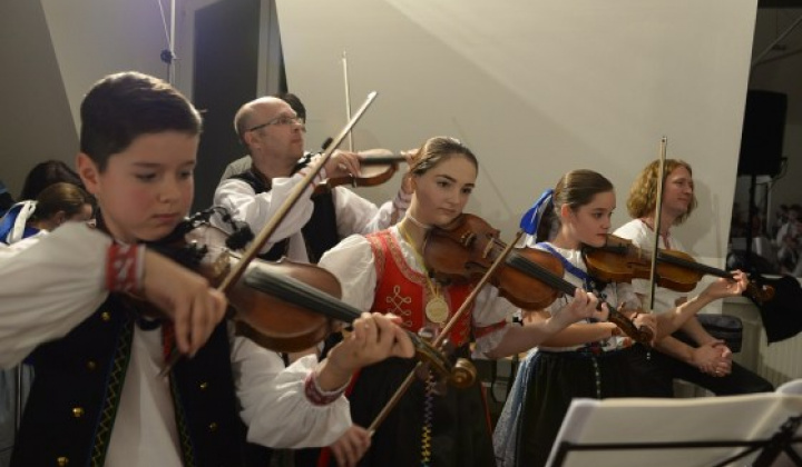 68. fotografia fotogalérie „Joj dzeci, šak buce cicho“ – fotogaléria - foto