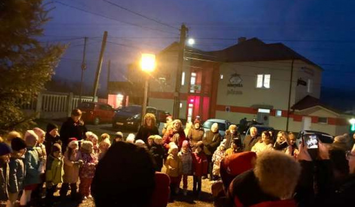 5. fotografia fotogalérie Vianočná burza, sv. Mikuláš a vianočný punč - foto