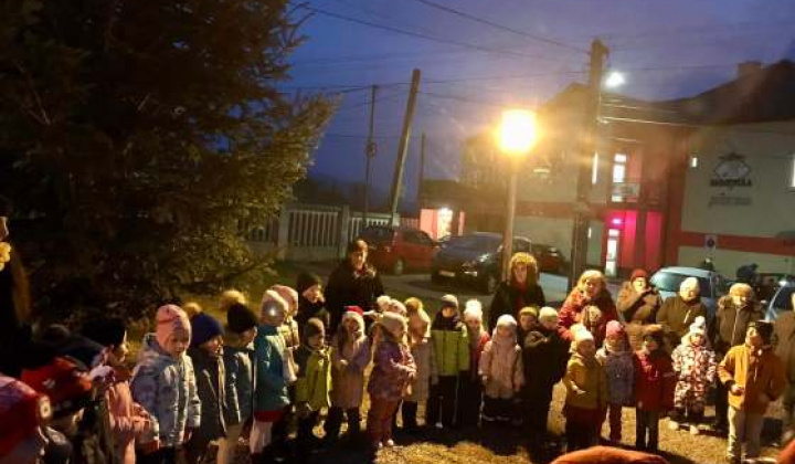 16. fotografia fotogalérie Vianočná burza, sv. Mikuláš a vianočný punč - foto