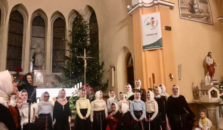 2. fotografia fotogalérie Vianočný koncert – FS Pridaň  a FS Pridaňčatá - foto