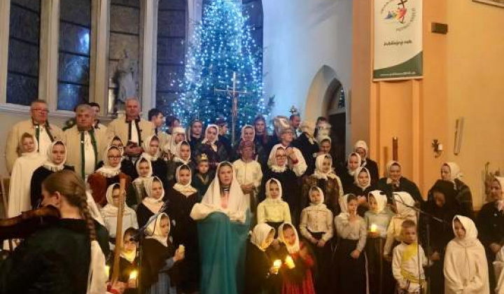 6. fotografia fotogalérie Vianočný koncert – FS Pridaň  a FS Pridaňčatá - foto