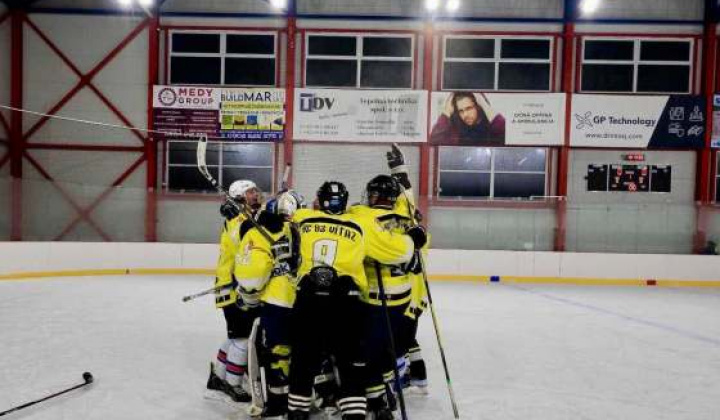 6. fotografia fotogalérie Hokejový amatérsky turnaj - foto