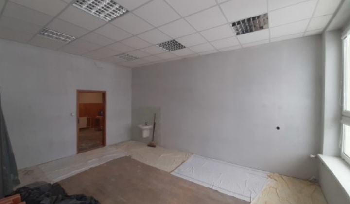 33. fotografia fotogalérie Rekonštrukcia priestorov ZŠ vo Víťaze - foto