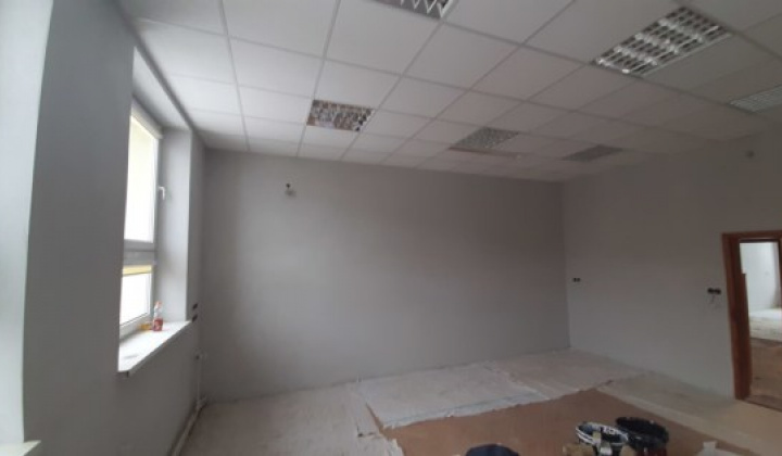 37. fotografia fotogalérie Rekonštrukcia priestorov ZŠ vo Víťaze - foto