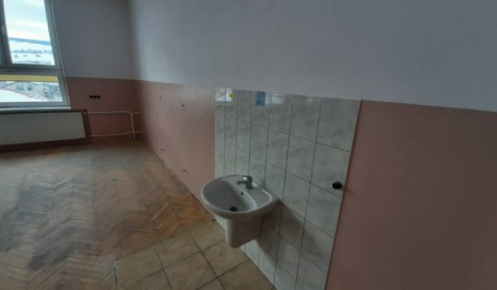 52. fotografia fotogalérie Rekonštrukcia priestorov ZŠ vo Víťaze - foto