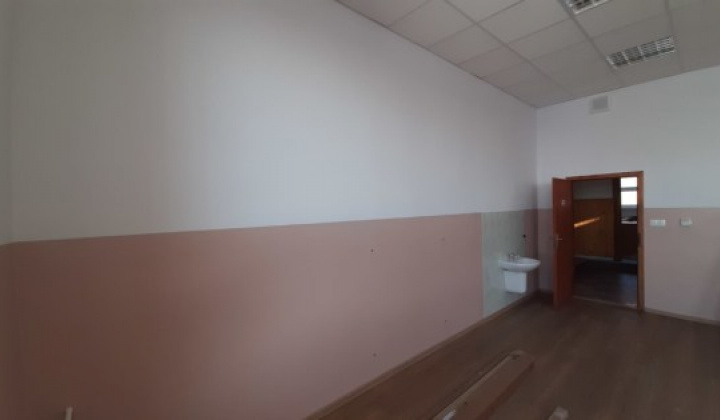 74. fotografia fotogalérie Rekonštrukcia priestorov ZŠ vo Víťaze - foto