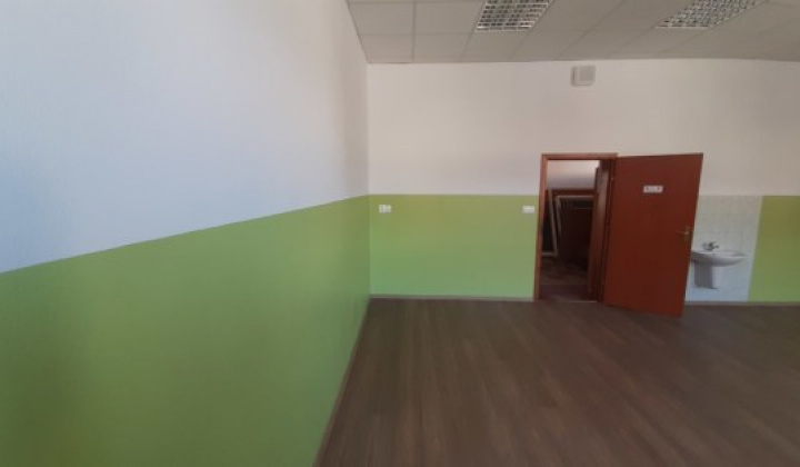 81. fotografia fotogalérie Rekonštrukcia priestorov ZŠ vo Víťaze - foto