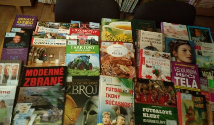 4. fotografia fotogalérie Nové knihy pre obecnú knižnicu Víťaz v roku 2017, vďaka dotácii z Fondu na podporu umenia. - foto