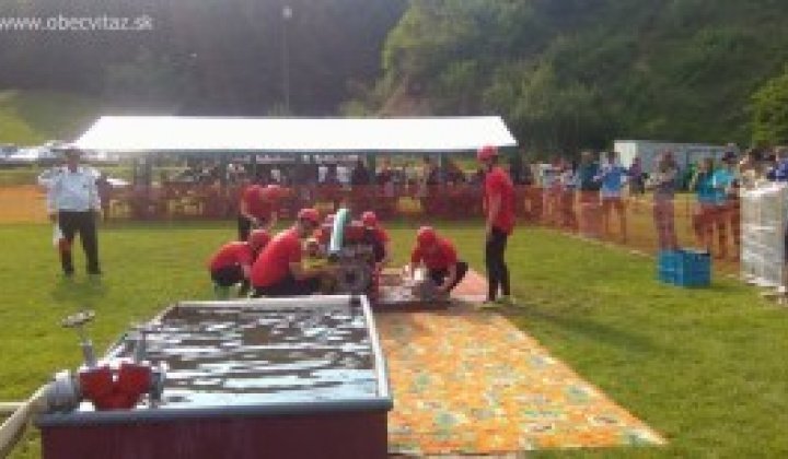 16. fotografia fotogalérie DHZ na okrskovej súťaží v Lipovciach získal zlato - foto