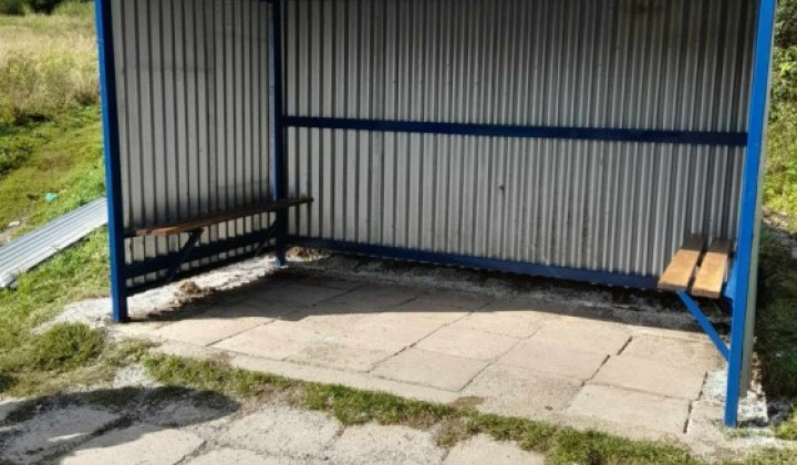 1. fotografia fotogalérie Oprava autobusovej zastávky - foto