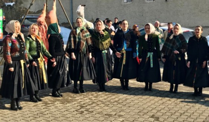 4. fotografia fotogalérie VÁŽENÍ SPOLUOBČANIA VÍŤAZANIA, MILÍ PRIATELIA, - foto