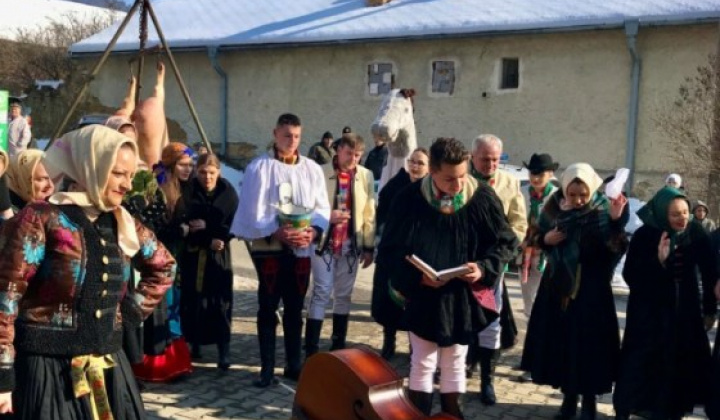 5. fotografia fotogalérie VÁŽENÍ SPOLUOBČANIA VÍŤAZANIA, MILÍ PRIATELIA, - foto