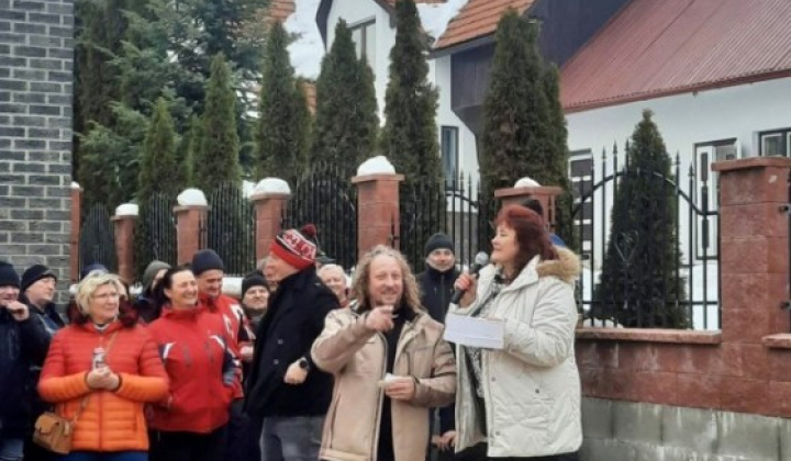 14. fotografia fotogalérie VÁŽENÍ SPOLUOBČANIA VÍŤAZANIA, MILÍ PRIATELIA, - foto