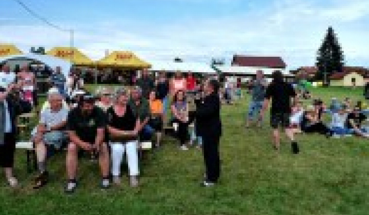 28. fotografia fotogalérie Koncert Petra „ARMSTRONGA“ Ondriu vo Vítěznej(ČR) - foto