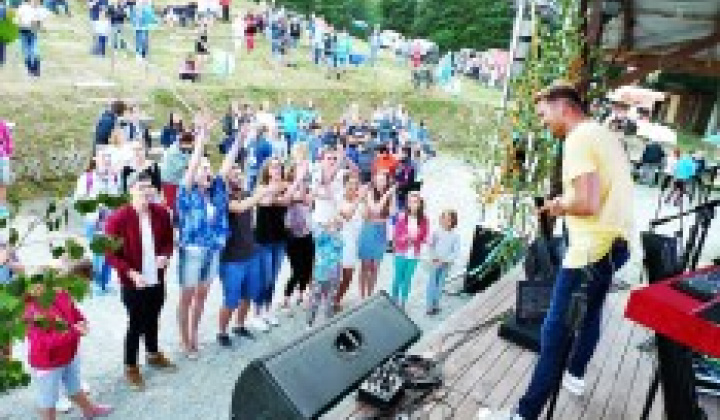 270. fotografia fotogalérie 11. ročník Víťazského festivalu  Slaná voda  6. – 7.8.2016 - foto