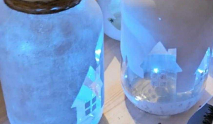 4. fotografia fotogalérie Aktuality / Rozvietenie vianočného stromčeka a vianočná burza  - foto