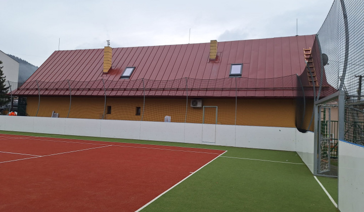 1. fotografia fotogalérie Aktuality / ''Rekonštrukcia strechy Remeselného domu'' - foto