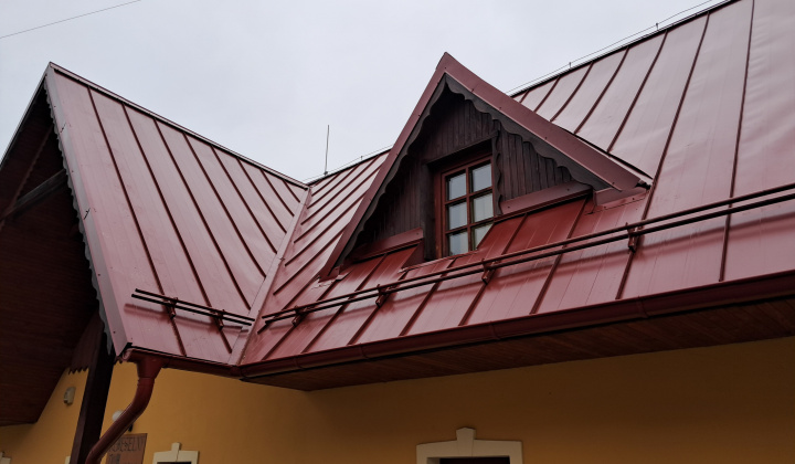 2. fotografia fotogalérie Aktuality / ''Rekonštrukcia strechy Remeselného domu'' - foto