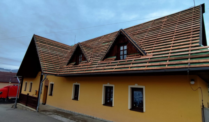 10. fotografia fotogalérie Aktuality / ''Rekonštrukcia strechy Remeselného domu'' - foto