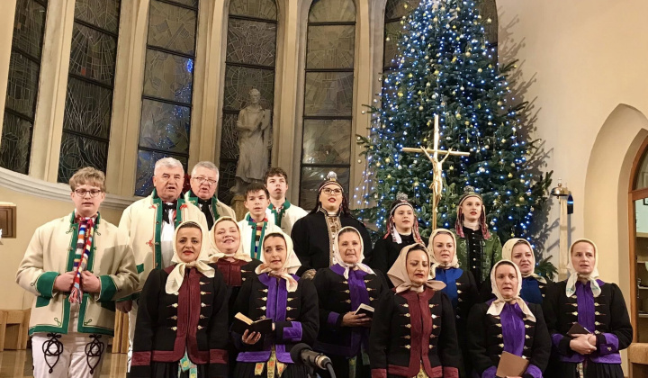 4. fotografia fotogalérie Kultúrne podujatia / Vianočný koncert DFS Pridaň, DFS Pridaňčatá a ĽH Fiškaľ - foto