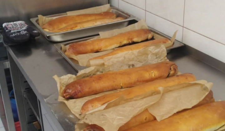 1. fotografia fotogalérie Rozvojový tím v akcii / NP RT I.- Prípravy na Fašiangovú zabíjačku  - foto