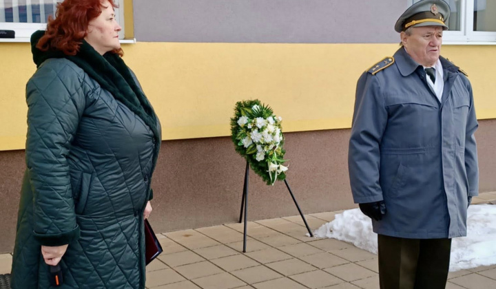 3. fotografia fotogalérie Kultúrne podujatia / Pietny akt - 81. výročie oslobodenia našej obce - foto