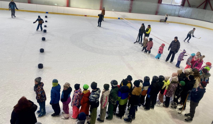 12. fotografia fotogalérie Kultúrne podujatia / Popoludnie na ľade-02.02.2026 - foto