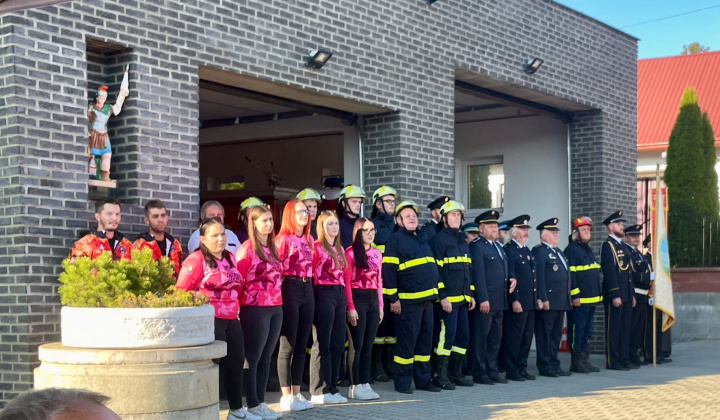 1. fotografia fotogalérie Kultúrne podujatia / Slávnostné odovzdanie hasičskej štvorkolky - 4.10.2026 - foto
